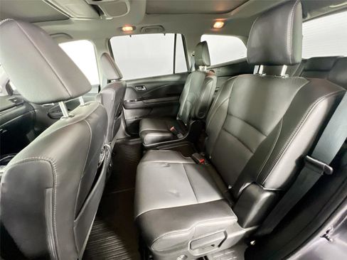 Used 2021 Honda Pilot Elite image 26