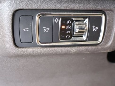 Used 2020 Lincoln Corsair FWD w/ Equipment Group 101A image 23