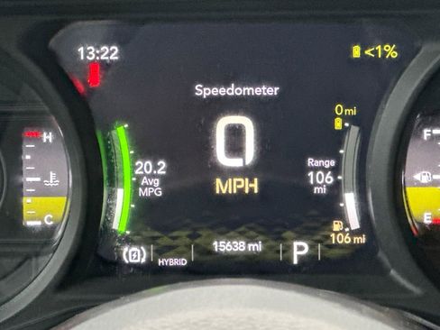 Used 2024 Jeep Wrangler Unlimited image 16