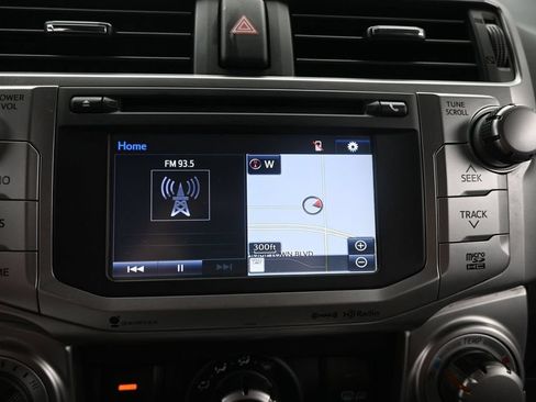 Used 2016 Toyota 4Runner SR5 AWD/4WD image 24