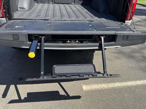 Used 2025 Ford F150 Raptor AWD/4WD image 12