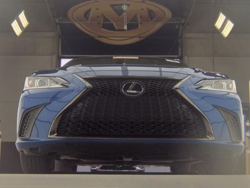 Used 2020 Lexus ES 350 F Sport w/ Accessory Package 2 FWD image 3