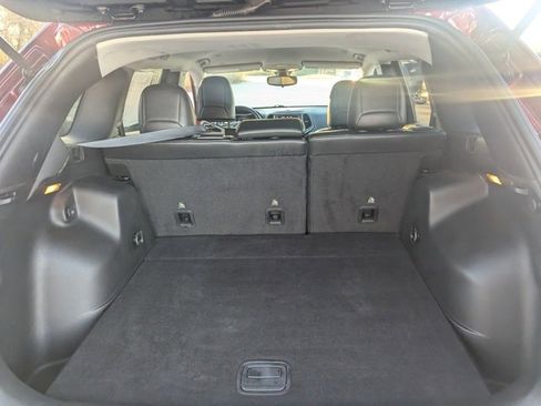 Used 2020 Jeep Cherokee Trailhawk w/ Cold Weather Group image 19