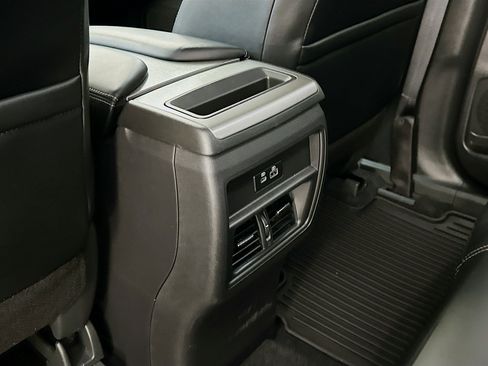 Used 2024 Nissan Murano SV w/ SV Midnight Edition Package image 27