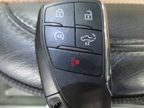 Used 2024 Chevrolet Silverado 2500 High Country AWD/4WD image 79