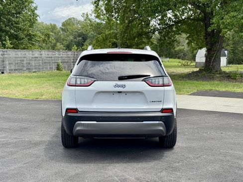 Used 2019 Jeep Cherokee Limited FWD image 8