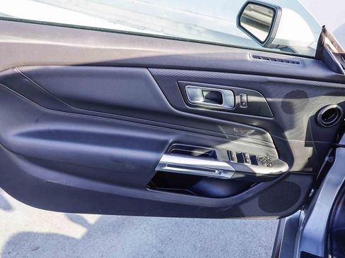 Used 2025 Ford Mustang Premium RWD image 25