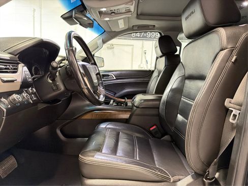 Used 2019 GMC Yukon XL Denali w/ Denali Ultimate Package image 9