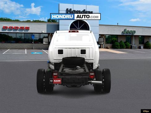 New 2024 RAM 5500 Tradesman image 6