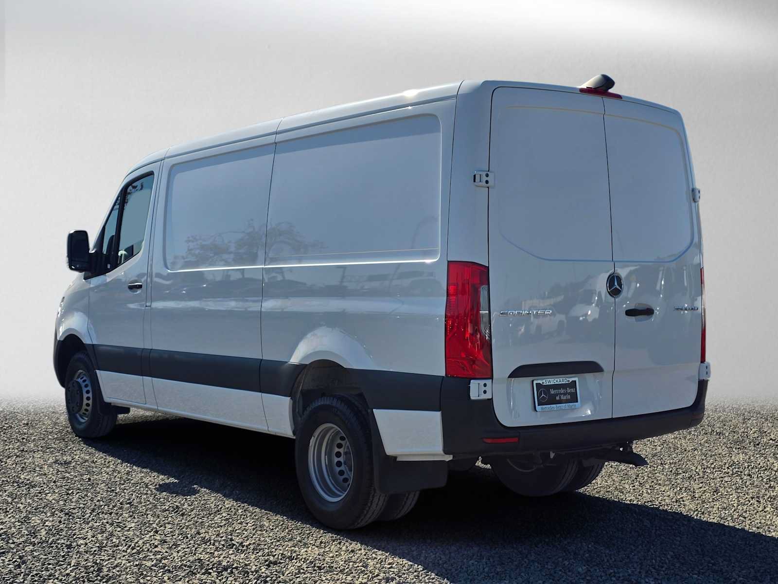 Used 2024 Mercedes-Benz Sprinter 3500 image 5