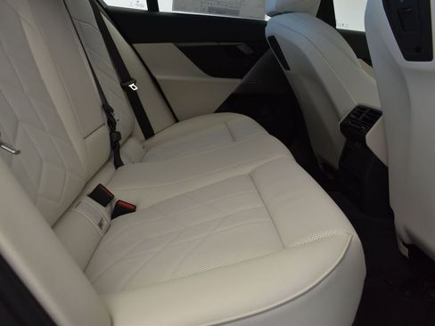 New 2026 BMW 530i w/ Premium Package RWD image 22