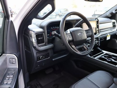 Used 2025 Ford F350 Platinum image 4
