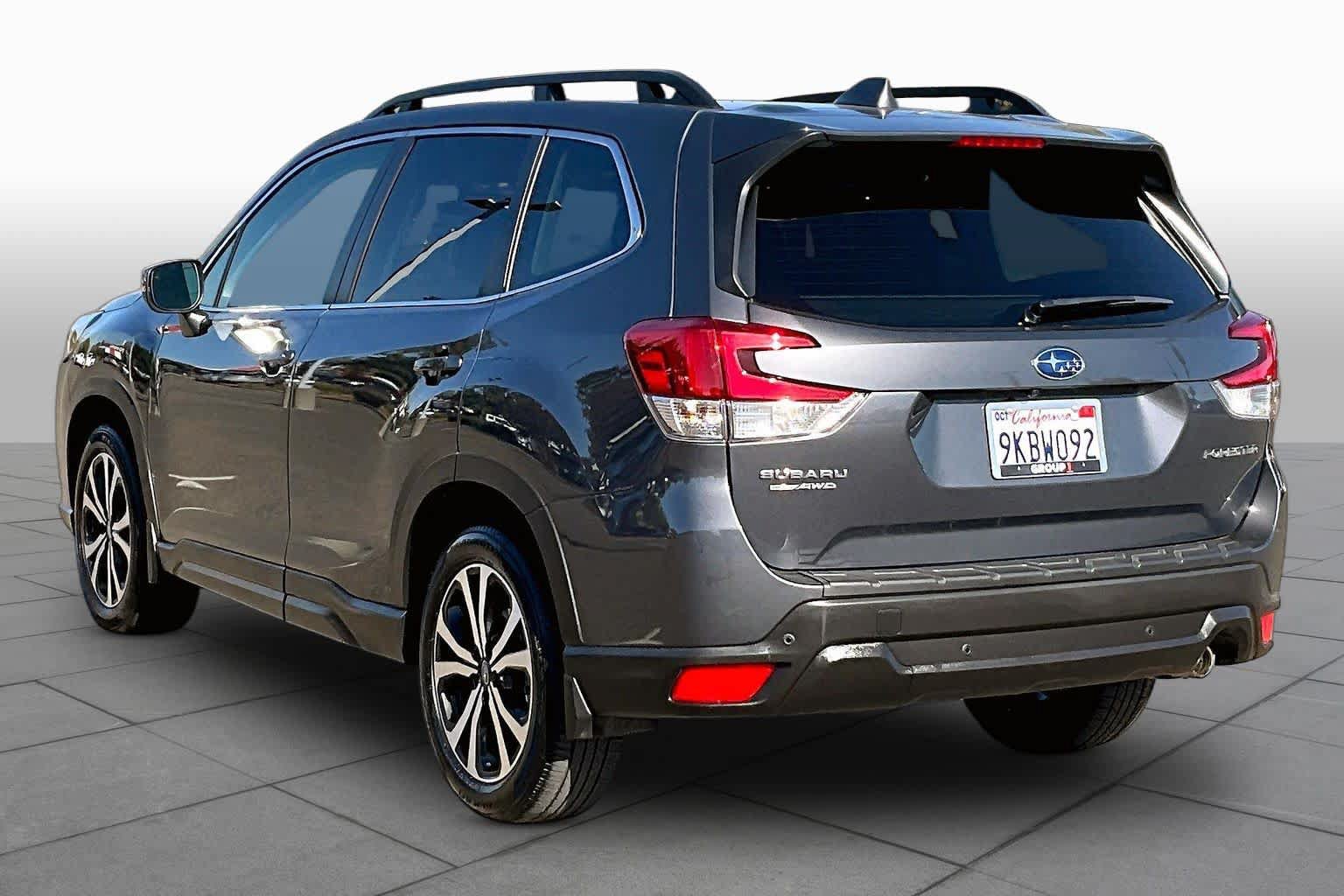 Used 2023 Subaru Forester Limited w/ Popular Package #2 AWD/4WD image 11