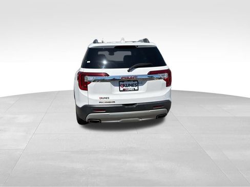 Used 2023 GMC Acadia SLT FWD image 9