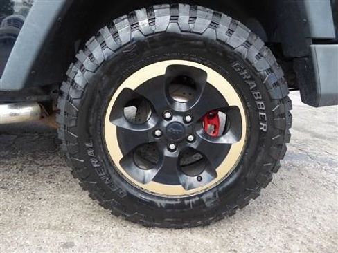 Used 2009 Jeep Wrangler X AWD/4WD image 9