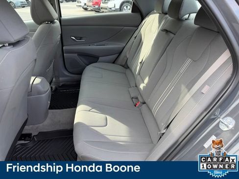 Used 2024 Hyundai Elantra SEL w/ Convenience Package FWD image 35