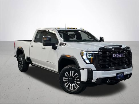 Used 2024 GMC Sierra 2500 Denali Ultimate image 7