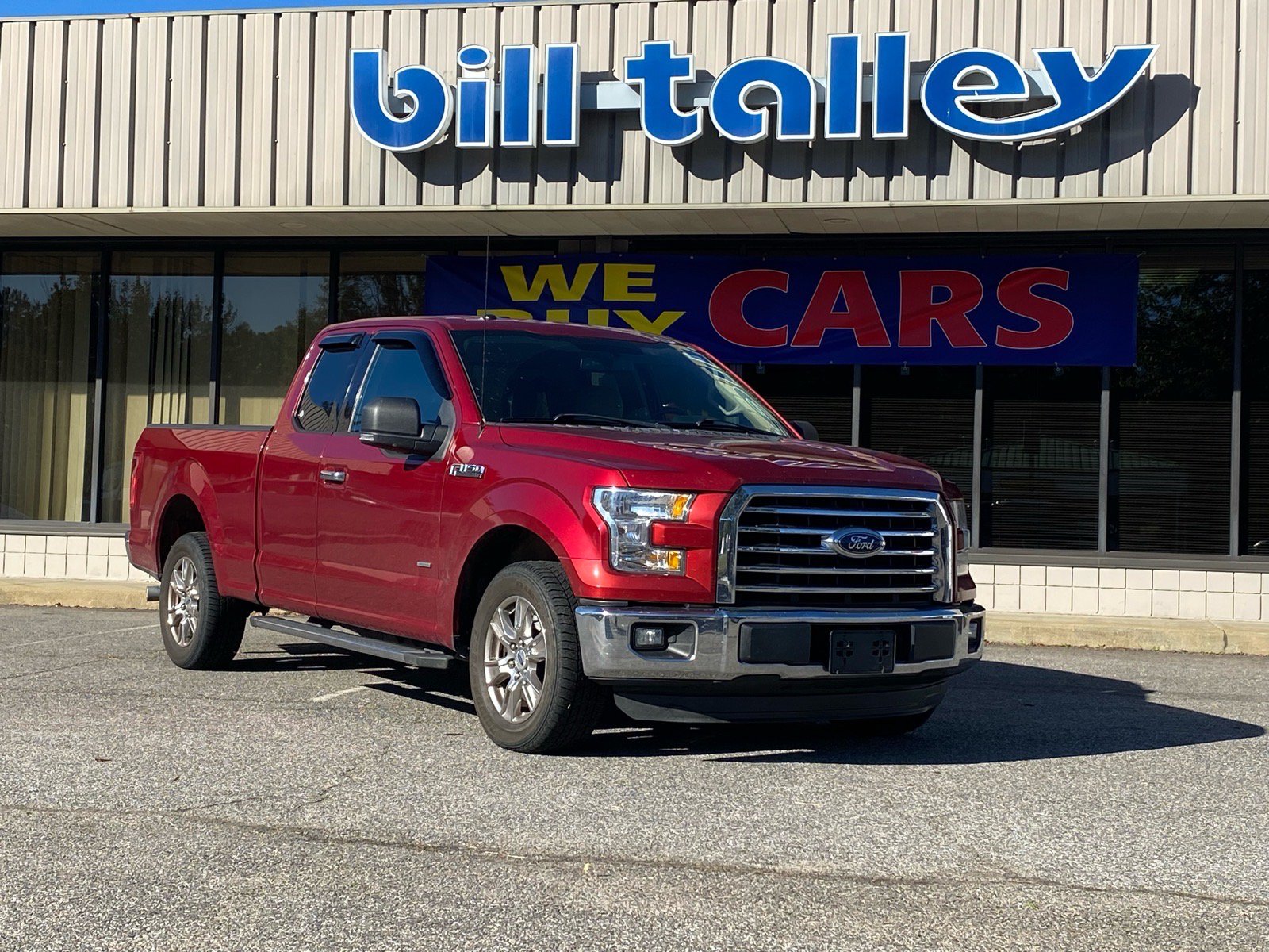 Used 2015 Ford F150 XLT w/ Equipment Group 302A Luxury RWD image 2