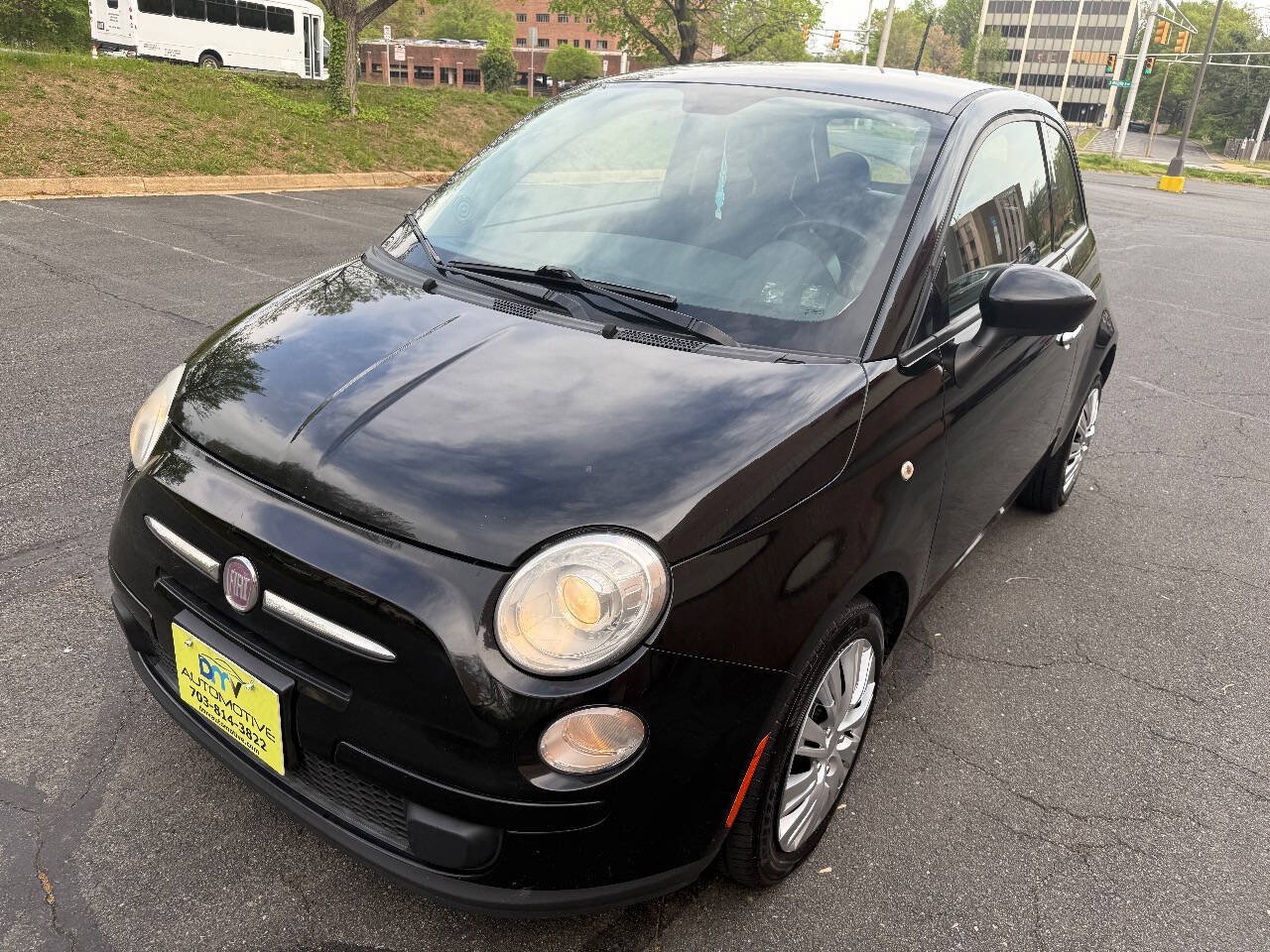 Used 2015 FIAT 500 Pop FWD image 2