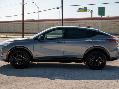 Used 2025 Buick Envista Sport Touring image 4