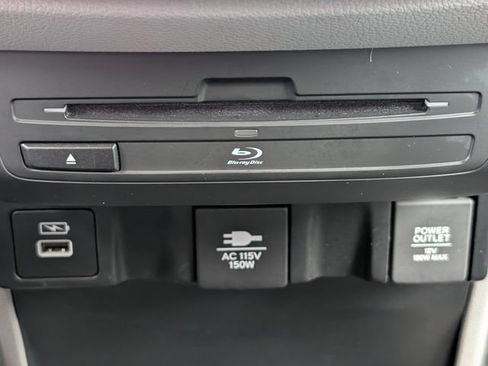 Used 2023 Honda Odyssey Touring image 22