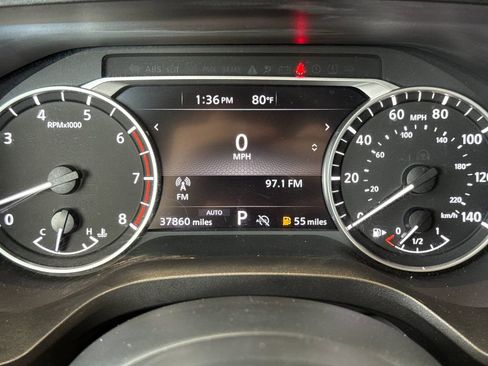 Used 2024 Nissan Rogue SV AWD/4WD image 23
