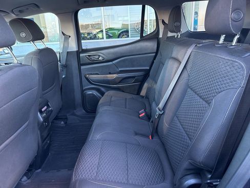 Used 2018 GMC Acadia SLE w/ LPO, Floor Liner Package image 15