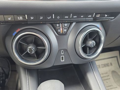 Used 2024 Chevrolet Blazer LT image 21