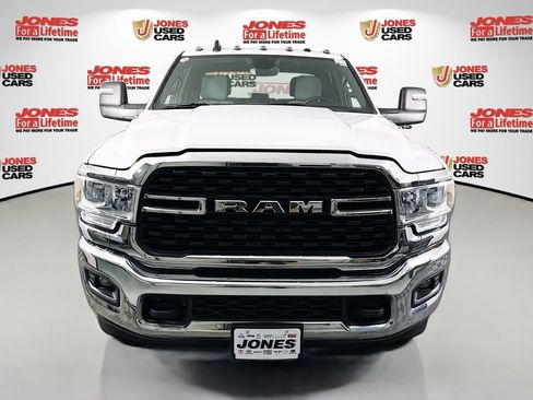 Used 2024 RAM 3500 Big Horn image 12