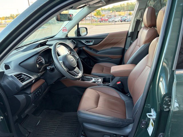 Used 2024 Subaru Forester Touring w/ Convenience Package AWD/4WD image 5