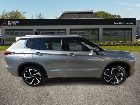 Used 2023 Mitsubishi Outlander SEL image 6