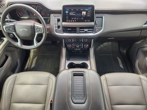 Used 2021 Chevrolet Tahoe Z71 w/ Z71 Signature Package AWD/4WD image 26