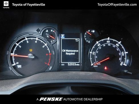 Used 2022 Toyota 4Runner SR5 AWD/4WD image 6