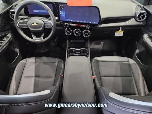 New 2025 Chevrolet Blazer EV LT AWD/4WD image 8