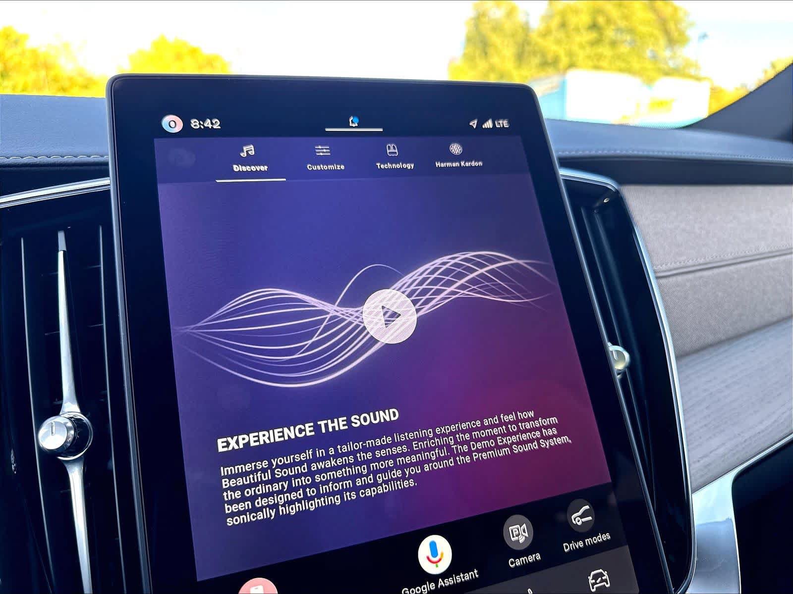 New 2027 Volvo XC90 B6 Plus AWD/4WD image 22