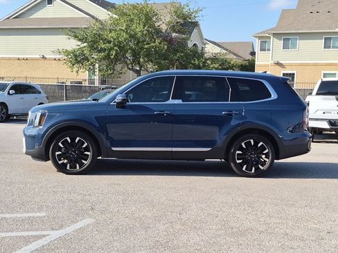 Used 2025 Kia Telluride SX w/ SX Captain's Chair Package AWD/4WD image 8