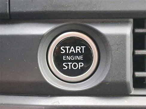 Certified 2024 Nissan Pathfinder S image 22