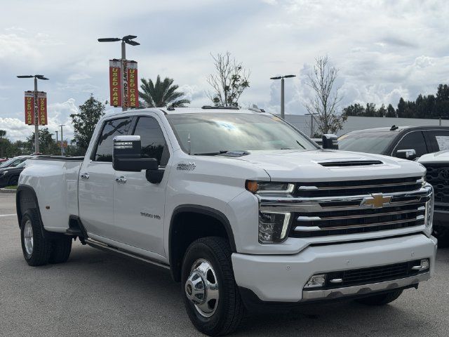 Used 2023 Chevrolet Silverado 3500 High Country w/ Snow Plow Prep/Camper Package AWD/4WD image 2