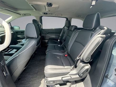 Used 2025 Honda Odyssey Touring image 33