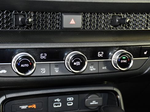 Used 2025 Honda CR-V Sport-L image 28