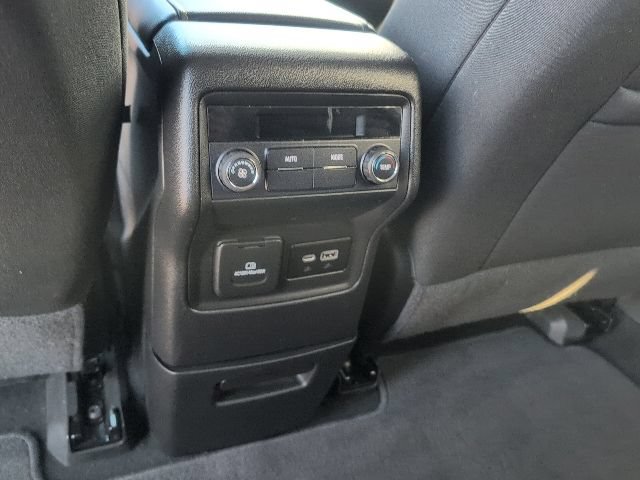 Used 2022 GMC Acadia SLE AWD/4WD image 29