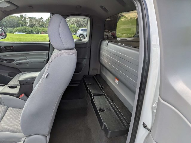 Used 2015 Toyota Tacoma 2WD Access Cab image 13