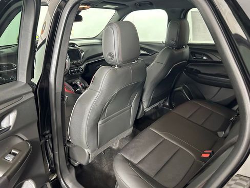 Used 2023 Chevrolet TrailBlazer RS w/ Sun and Liftgate Package AWD/4WD image 14