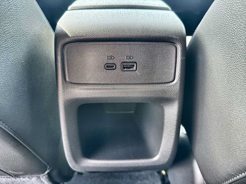 Used 2025 Chevrolet Trax LT w/ Driver Confidence Package FWD image 21