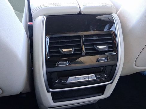 Certified 2022 BMW X5 sDrive40i w/ M Sport Package image 30