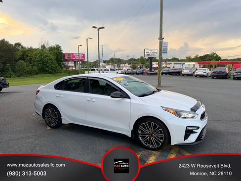 Used 2021 Kia Forte GT FWD image 3