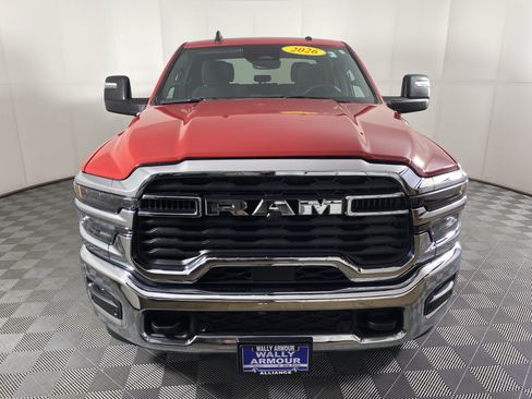 Used 2025 RAM 2500 Big Horn AWD/4WD image 9