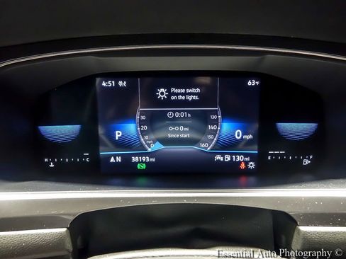 Used 2023 Volkswagen Tiguan SE R-Line AWD/4WD image 21