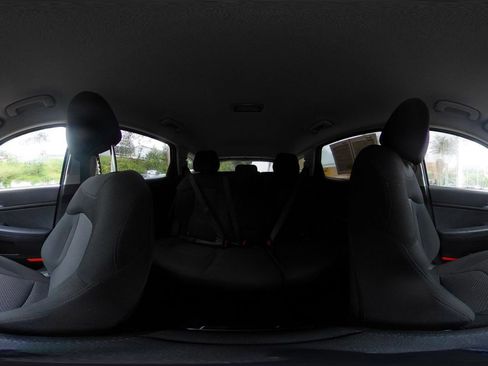 Used 2025 Kia Sportage LX FWD image 41