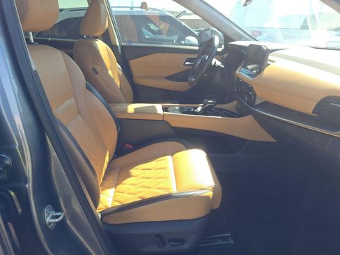 Used 2023 Nissan Rogue Platinum w/ Platinum Premium Package image 7